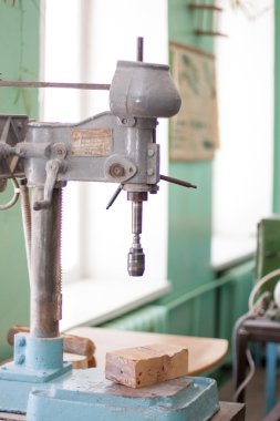 ahşap ile çalışmak için makineler