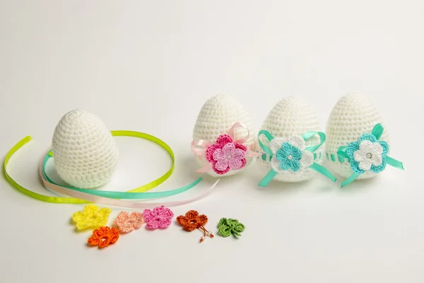 Paskalya yumurtası iplikten yapılmış