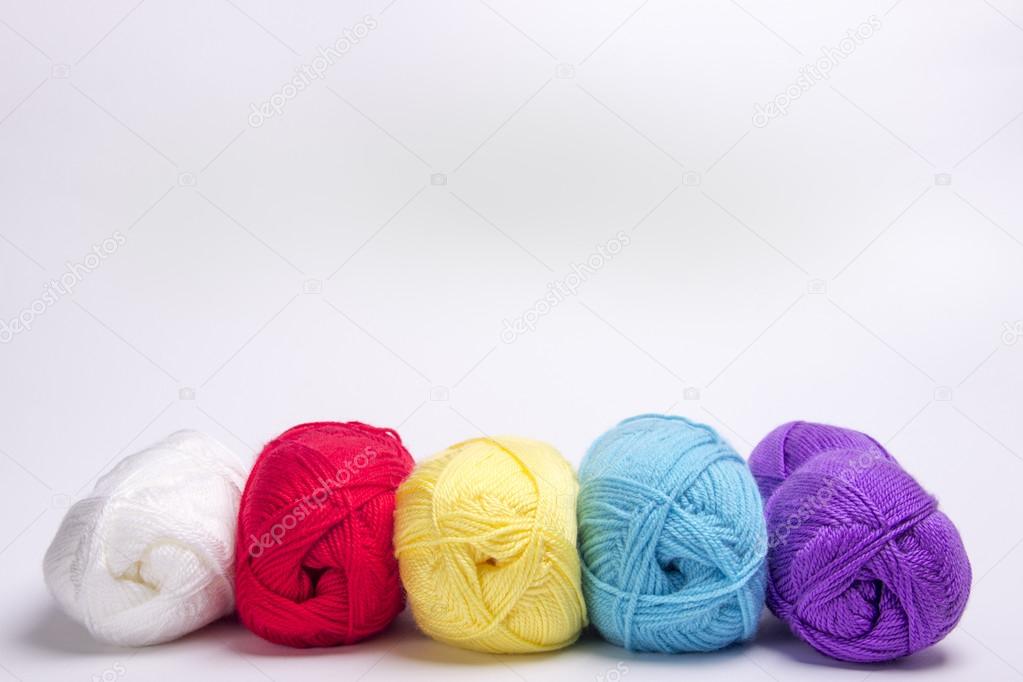 colored yarn for knitting