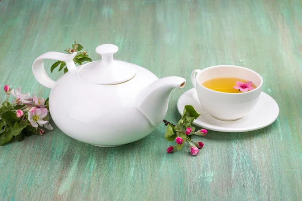 beyaz çay, beyaz Kupası, uçan daire beyaz, elma çiçeği, kiraz blosso