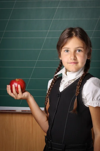 Дівчина школярка в чорній шкільній формі, біла сорочка, з т — стокове фото