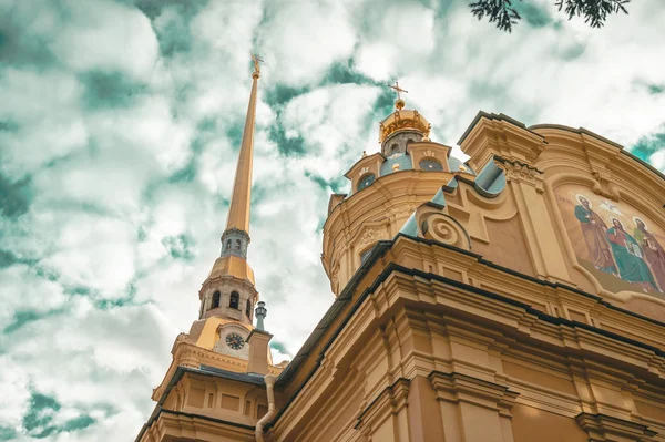 Peter ve paul Katedrali 