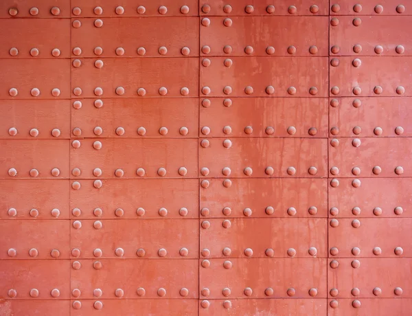 Kırmızı Vintage kapı ayrıntıları Metel desen arka plan ile — Stok fotoğraf