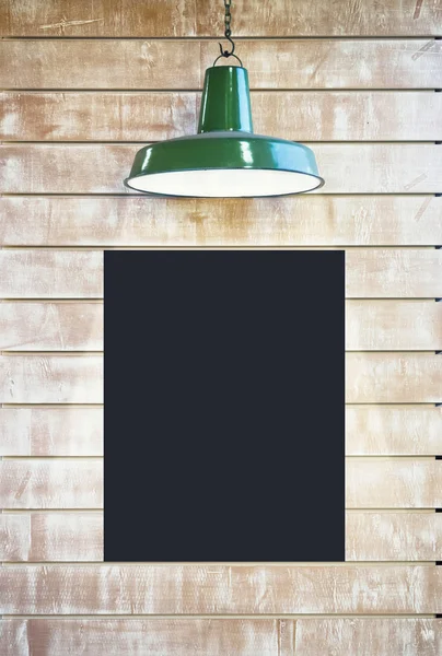 Bespotten van Blackboard Poster Signage leeg Frame met verlichting — Stockfoto