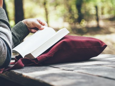 İnsanlar Park boş zaman etkinliği açık kitap okuma 