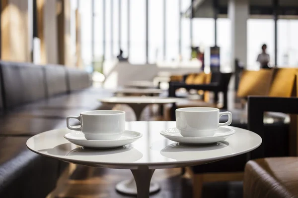 Dos tazas de cafés en la cafetería — Foto de Stock