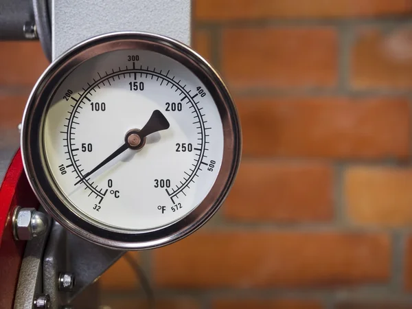 Medidor de pressão instalado, equipamento de ferramenta de medição — Fotografia de Stock