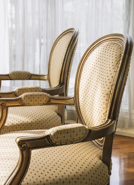Καρέκλα κλασικό στιλ διακόσμηση έπιπλα σπιτιού — Φωτογραφία Αρχείου