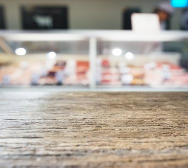 Tablo sayacı süpermarket görüntü bulanık raf arka plan ile