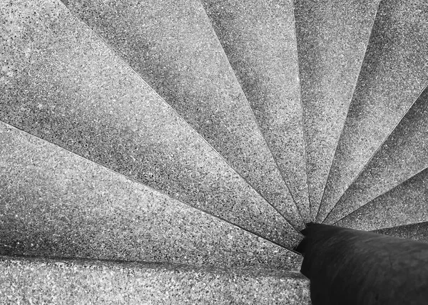 Архитектура черно-белой лестницы — стоковое фото