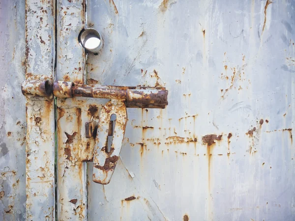 Metalen deur gate Lock Grunge getextureerde achtergrond — Stockfoto