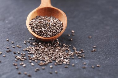 tahta kaşık Chia tohum