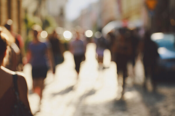 Размытое неузнаваемое происхождение людей
.