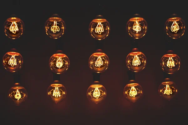 Lámparas con forma interesante de filamento de tungsteno —  Fotos de Stock