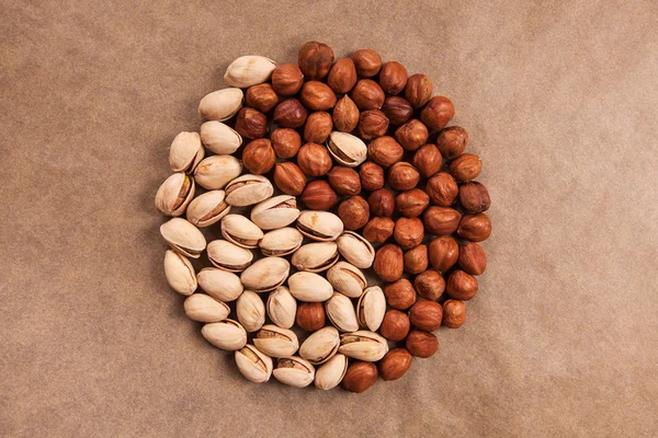 Nuts Yin Yang — Stock Photo, Image