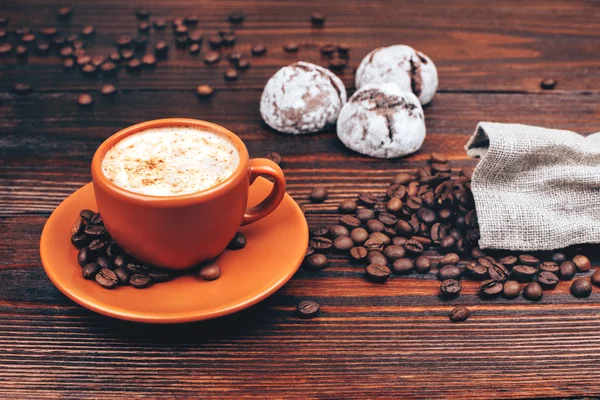 쿠키와 커피 콩 커피 — 스톡 사진
