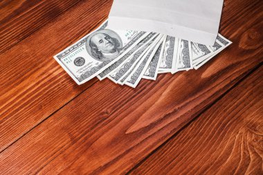 Zarfın içinde dolar