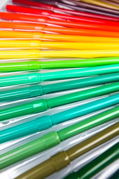 Sok-sok vegyes színek filctollak — Stock Fotó