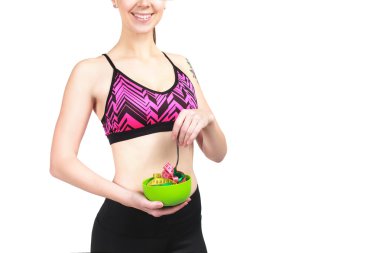 ölçme bant ile kase tutarak kadının elleri