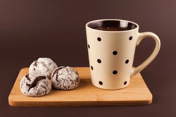 Egy csésze kávé sütivel. — Stock Fotó