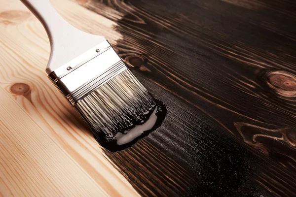 Half painted wooden surface. — Stock Photo, Image