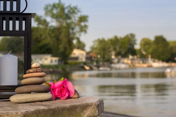 Stone Cairn - Seaside Feng Shui with Copy Space — Stock Photo, Image