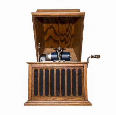 Antika gramofon beyaz izole