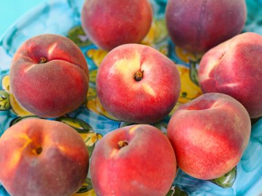 İtalyan sarı şeftali