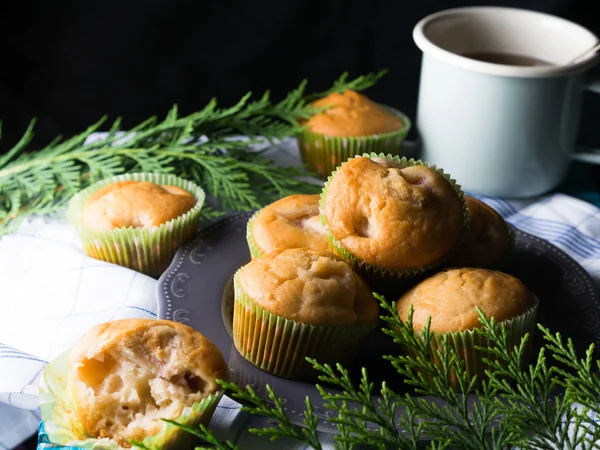 Χειμώνα πρωινό muffins φρούτων — Φωτογραφία Αρχείου