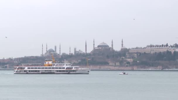 Hagia Sophia Sultanahmet Látható Hátán Komp Mozog Tenger Felett — Stock videók