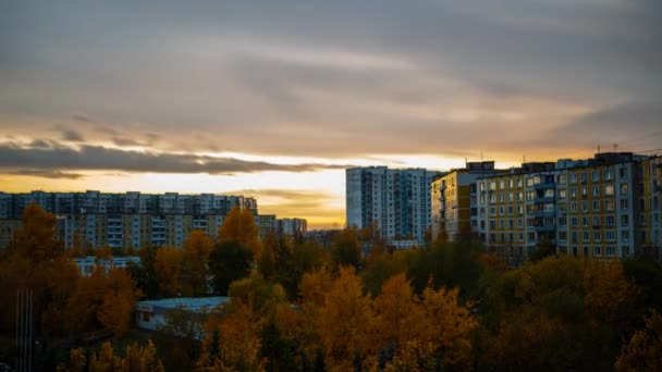 Twilight on the suburb of the city — Stock Video