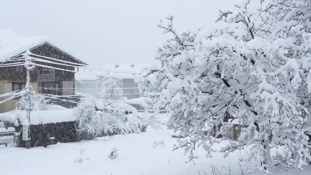 Neve pesada em Bansko — Vídeo de Stock