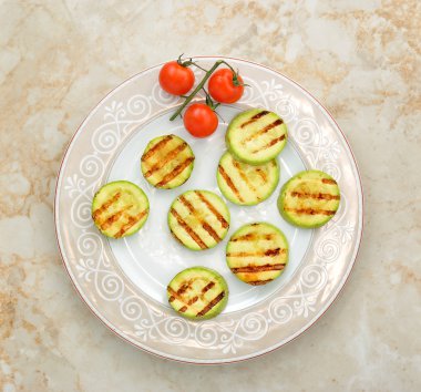 ızgara sebze - kabak domates ile