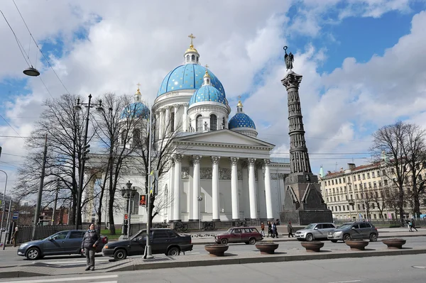 Blick auf die Dreifaltigkeitskathedrale in St. Petersburg, Russland — Stockfoto