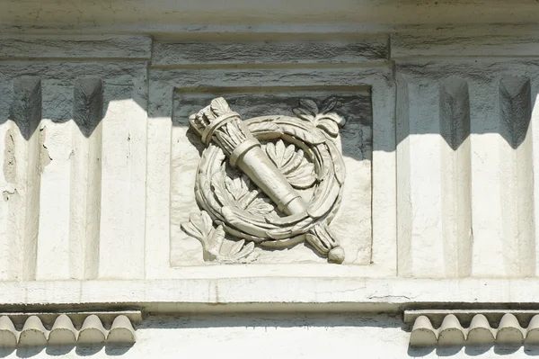 Stucco sur la façade du vieux bâtiment — Photo