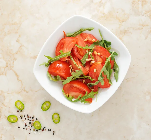 Tomatensalade met rucola — Stockfoto