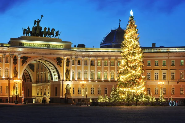 Sankt Petersburg Russland Januar 2021 Weihnachtsbaum Auf Dem Palastplatz Sankt — Stockfoto