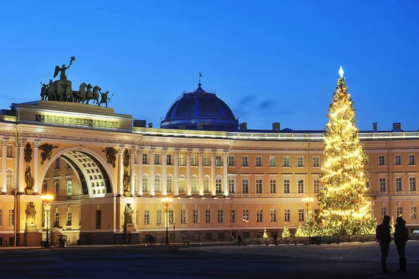 Sankt Petersburg Russland Januar 2021 Weihnachtsbaum Auf Dem Palastplatz Sankt — Stockfoto