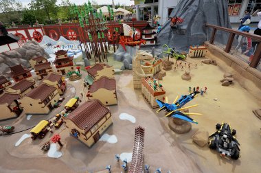 Gunzburg, Almanya - 6 Mayıs: Legoland - Lego bric mini Europe