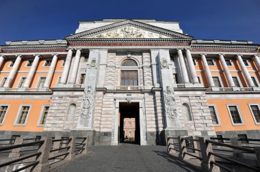 Saint Michael'ın Kalesi, Mikhailovsky Kalesi veya t olarak da bilinir