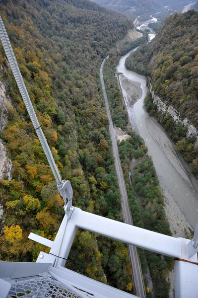 Skypark, sochi, russland - 31. oktober: panoramablick auf die schlucht — Stockfoto