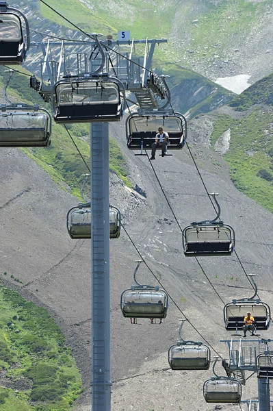 Mountain cable railway in the Rosa Khutor, Sochi, Russia — Stock Photo, Image