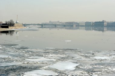 Spring break on Neva