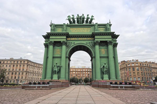 St Petersburg, Rusko - 13 září 2015: Narva triumfální brána — Stock fotografie