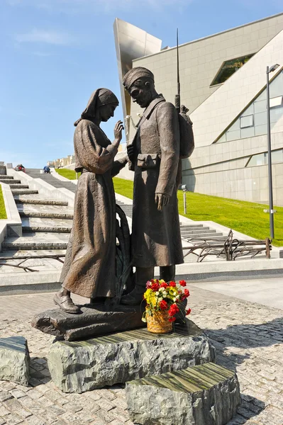 Escultura em vitória Parque em Minsk, Bielorrússia — Fotografia de Stock