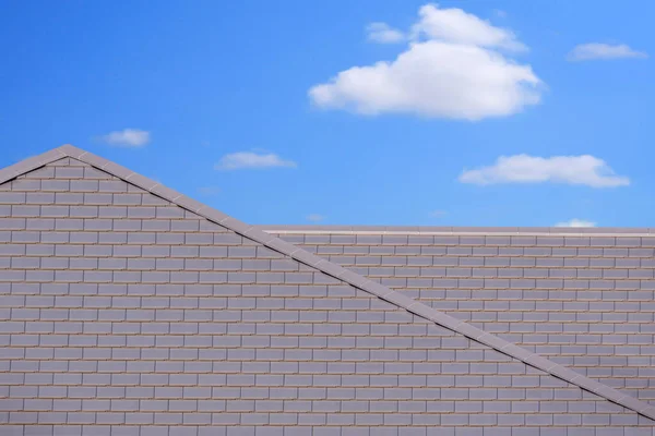 Front View Modern Flat Concrete Gray Tile Roof White Cloud — Stock Photo, Image