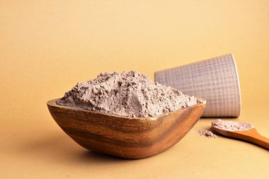 Kase dolusu kakao tozu. Kapat, boşluğu kopyala.