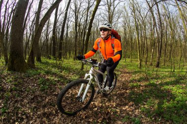 binicilik bisiklet bisikletçi