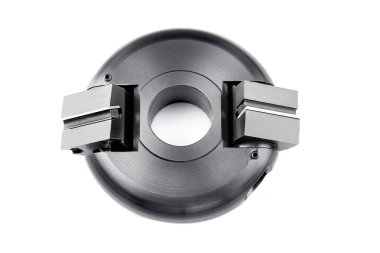 Keskin değirmen kesici beyaz arkaplanda izole edildi