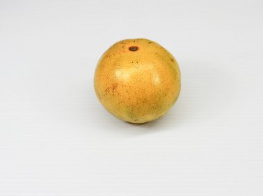 Beyaz arkaplanda turuncu izole edilmiş